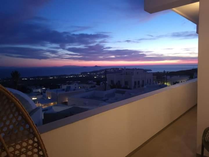 Astivi Santorini Apartments Pýrgos المظهر الخارجي الصورة